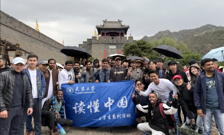 Climbing the Huangyaguan Great Wall: A Cultural Experience for International Students at Tianjin University - AppliedHE