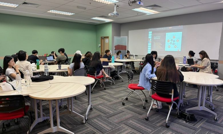 Swinburne Sarawak Partners with Oracle University to Boost Student Employability Through Digital Skills Training - AppliedHE