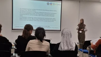 UNAIR Student Presents Research on Teacher Professional Identity at International Conference - AppliedHE