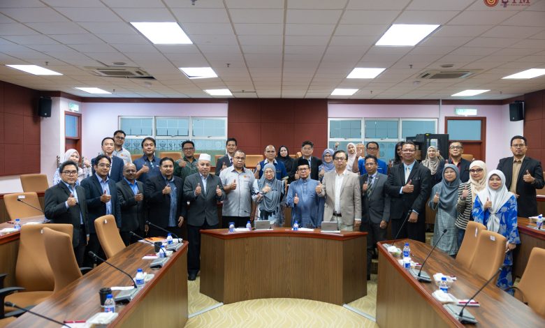 UTM Hosts Inaugural MAIC Meeting to Strengthen National AI Strategic Framework - AppliedHE