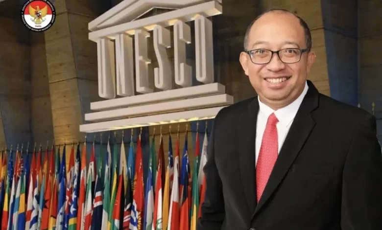 UNAIR Lecturer IGAK Satrya Wibawa Appointed as Deputy Permanent Delegate of Indonesia to UNESCO - AppliedHE