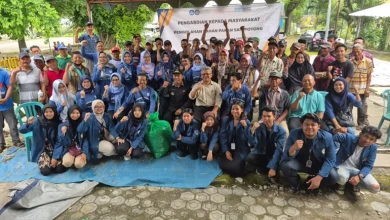 UNAIR's BBK Improves Cattle Feed Processing Techniques in Slaharwotan Village, Lamongan - AppliedHE