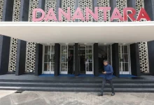 UGM Expert Discusses the Pros and Cons of Danantara's Emergence at Universitas Gadjah Mada - AppliedHE