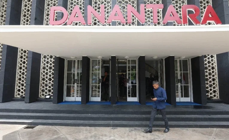 UGM Expert Discusses the Pros and Cons of Danantara's Emergence at Universitas Gadjah Mada - AppliedHE