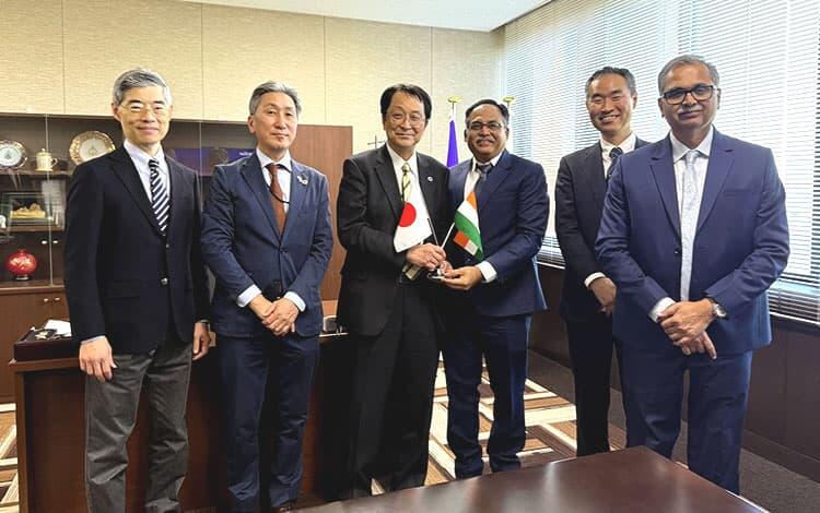 IIT Bombay Leaders Meet with University of Tsukuba President Nagata - AppliedHE IIT Bombay Leaders Meet with University of Tsukuba President Nagata - AppliedHE