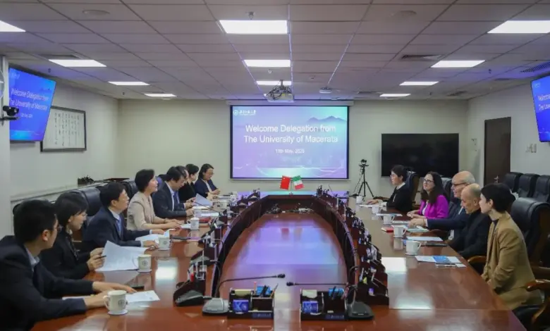 President of the University of Macerata Visits Beijing Normal University: Strengthening International Cooperation - AppliedHE President of the University of Macerata Visits Beijing Normal University: Strengthening International Cooperation - AppliedHE