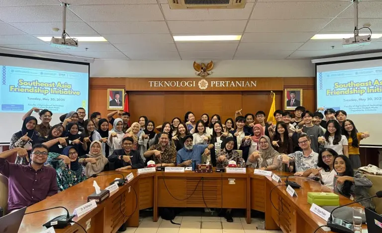Southeast Asia Friendship Initiative by UGM and NUS: Enhancing Cross-Cultural Student Exchange - AppliedHE Southeast Asia Friendship Initiative by UGM and NUS: Enhancing Cross-Cultural Student Exchange - AppliedHE