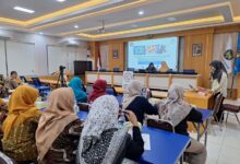 FMIPA UNY: Memperkuat Resiliensi Guru Kimia SMA di Yogyakarta melalui FGD - AppliedHE