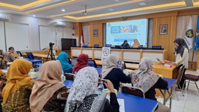 FMIPA UNY: Memperkuat Resiliensi Guru Kimia SMA di Yogyakarta melalui FGD - AppliedHE