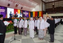 FKH USK Celebrates Graduation of 105 New Veterinarians with 53 Graduating with Honors - AppliedHE