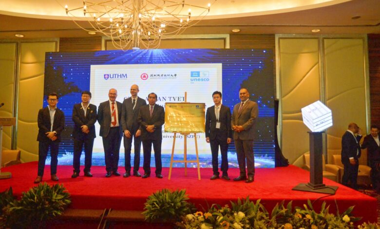 Malaysia Hosts New China–ASEAN TVET Digital Capacity Centre by UTHM and SZPU - AppliedHE