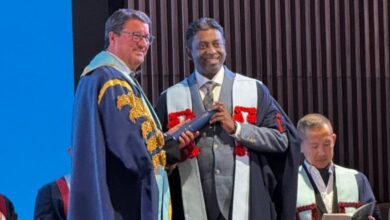 First Malaysian Cardiothoracic Surgeon Awarded Royal College of Surgeons Fellowship at Universiti Malaya - AppliedHE