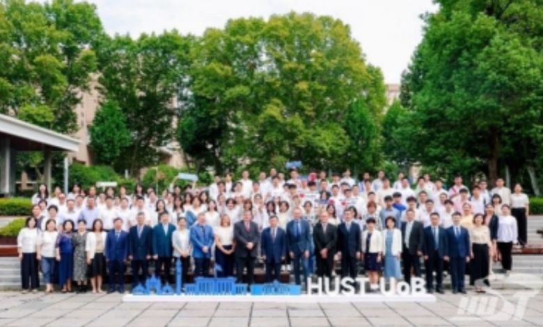 HUST and UoB Strengthen Partnership with New Joint Education Program Launch - AppliedHE