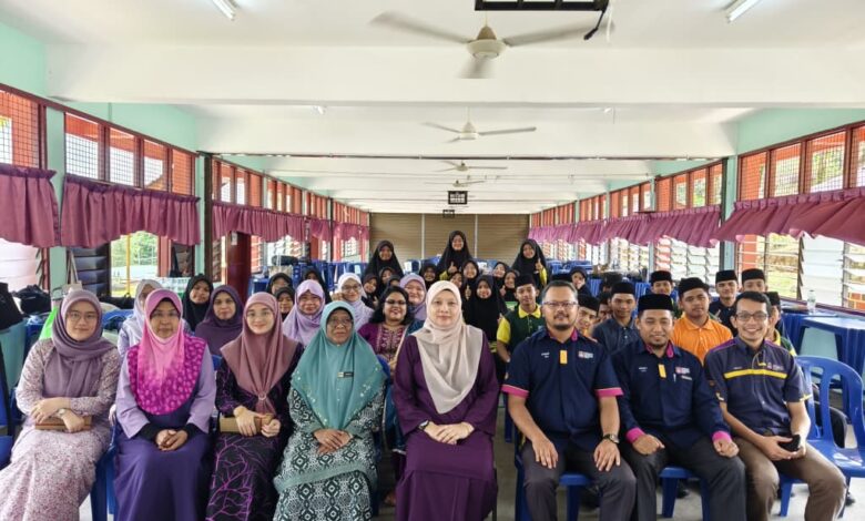 Empowering Local Students: UiTM Raub Lecturers Enhance Interpersonal Skills Through Community Program - AppliedHE Empowering Local Students: UiTM Raub Lecturers Enhance Interpersonal Skills Through Community Program - AppliedHE