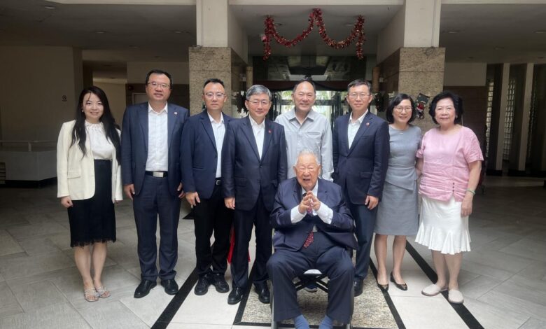 Shanghai Jiao Tong University Leadership Delegation Visits Singapore for International Collaboration - AppliedHE Shanghai Jiao Tong University Leadership Delegation Visits Singapore for International Collaboration - AppliedHE