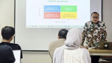 Dean of FEM IPB University Presents CIBEST Model for Poverty and Welfare at Universiti Brunei Darussalam - AppliedHE