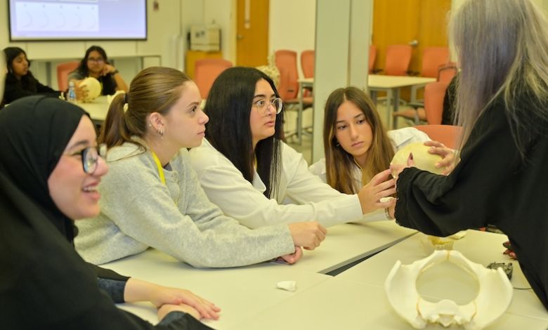 High School Students Experience Medical Careers at Weill Cornell Medicine-Qatar - AppliedHE