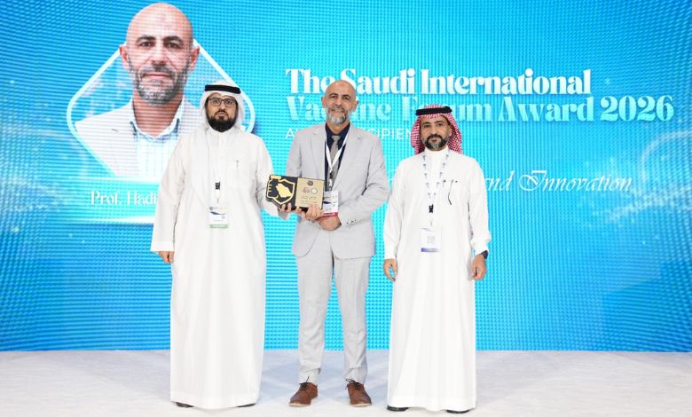 Qatar University Virologist Honored for Excellence in Vaccine Research and Innovation in Riyadh - AppliedHE