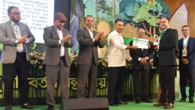 DU Pro-Vice Chancellor Receives National Environment Award for Research and Innovation - AppliedHE DU Pro-Vice Chancellor Receives National Environment Award for Research and Innovation - AppliedHE