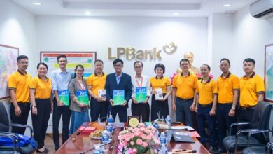 Phan Thiet University Holds Postgraduate Admissions Consultation at LPBank Binh Thuan Branch - AppliedHE